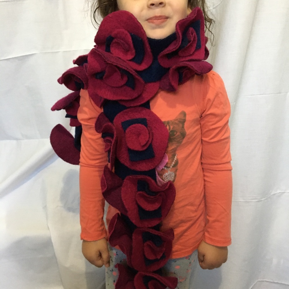 Scarf - Picture 2 of 4
